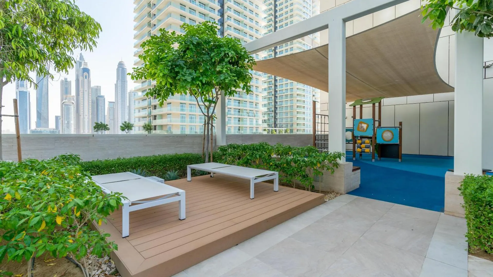 Beach Vista 1 - Beachfront Stunning - Full Sea Views Dubai